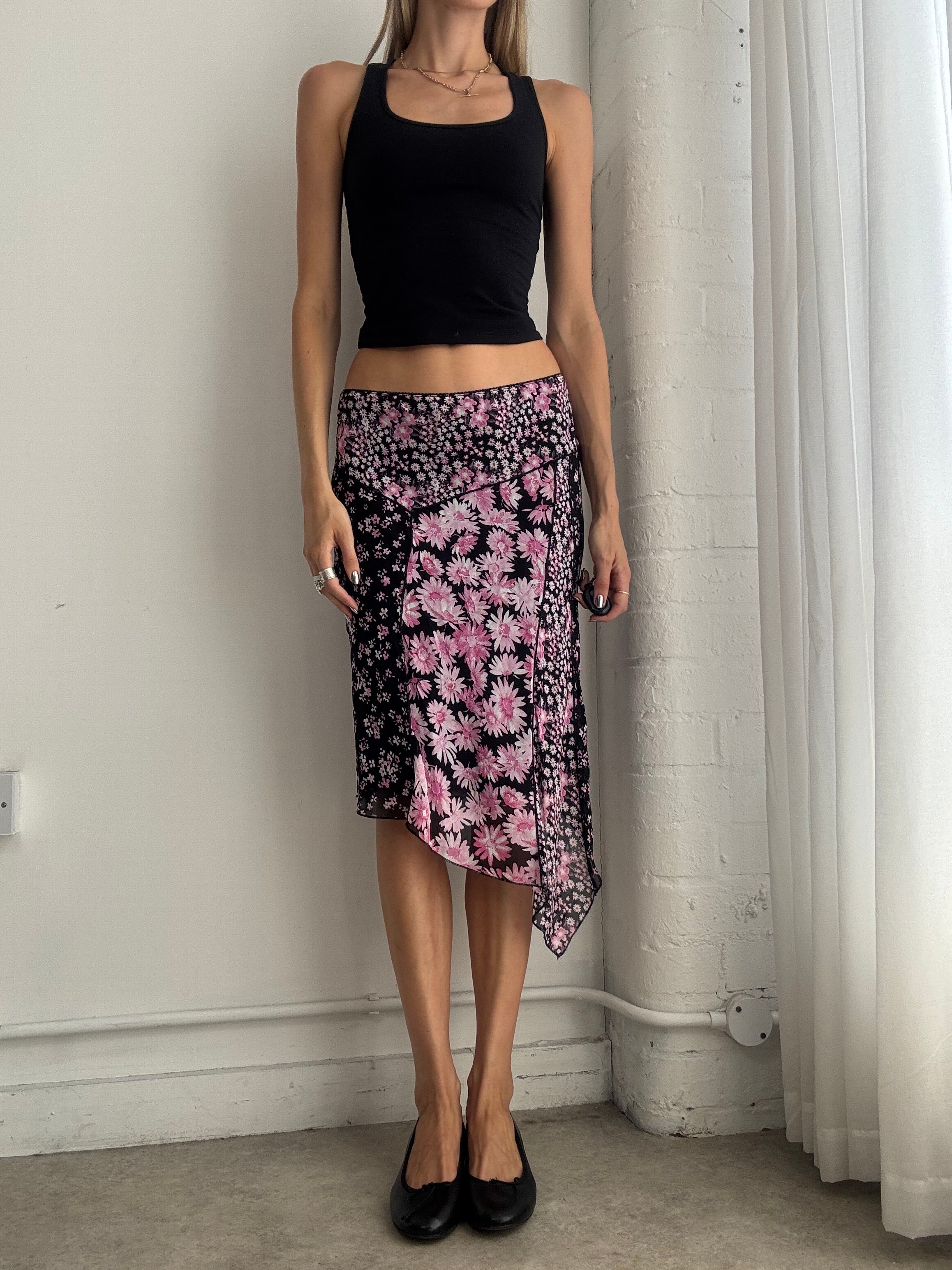 Vintage Y2K Pink Floral Asymmetric Midi Skirt – Bias Cut Handkerchief Hem Skirt - Size XS