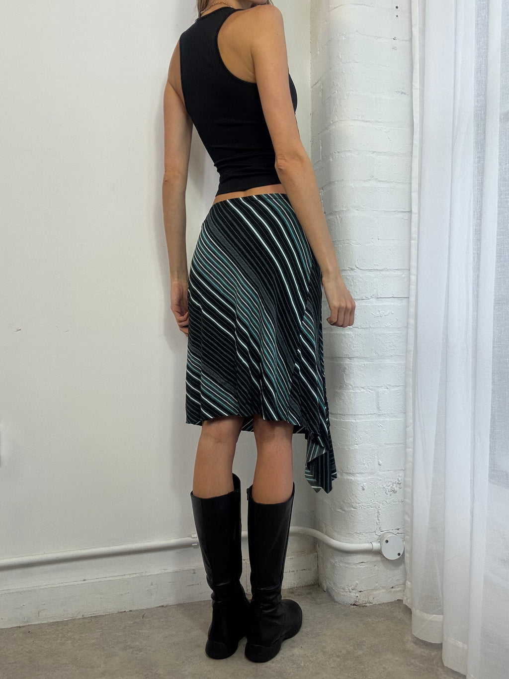 Vintage Y2K black and blue pinstripe midi skirt