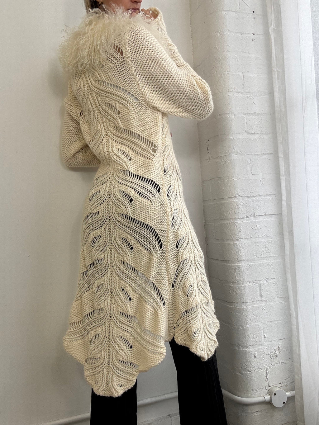 Vintage Y2K cream knitted long cardigan Mongolian fur trim