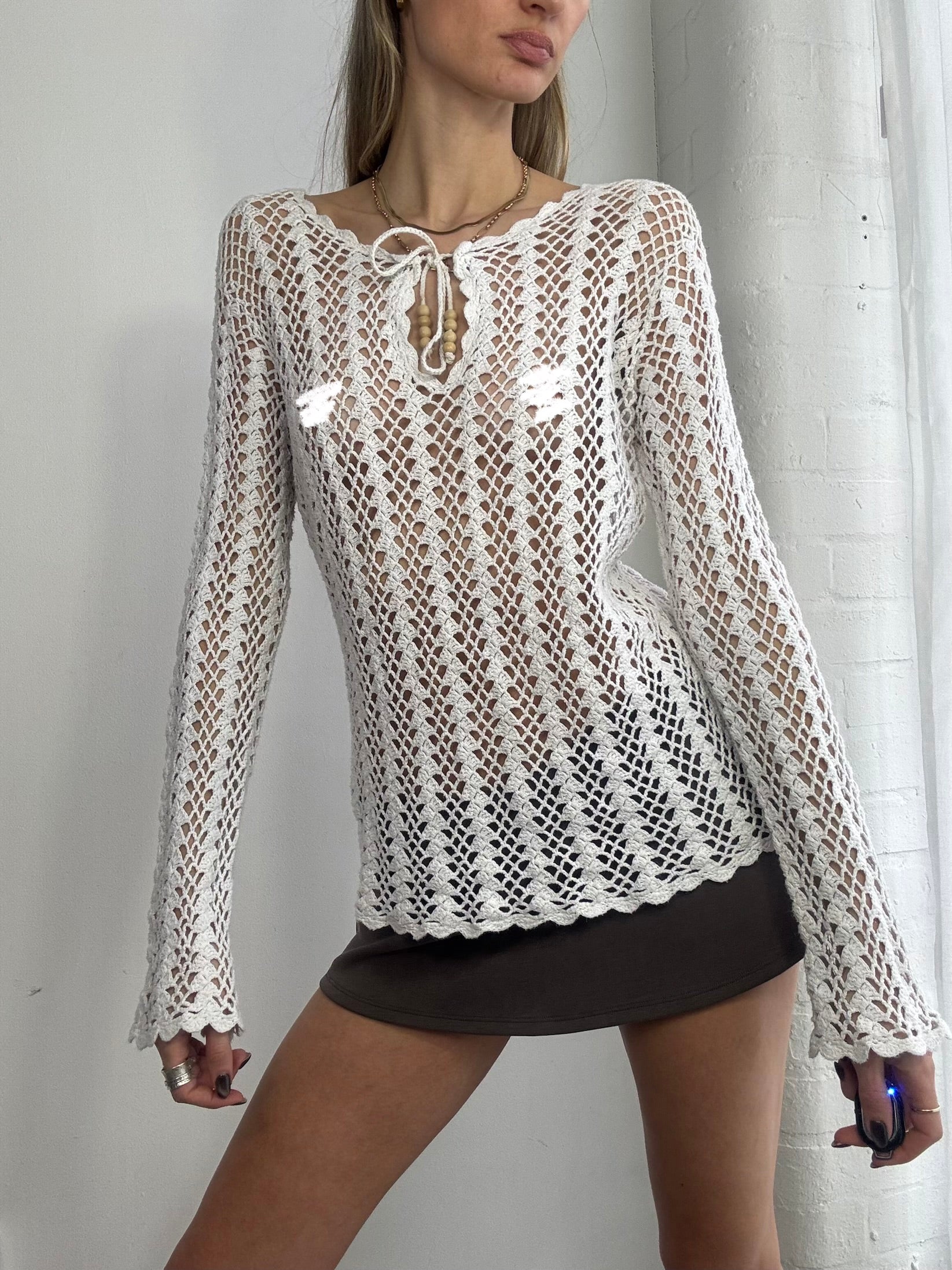 Vintage Y2K white crochet knit tie-front top - Size L