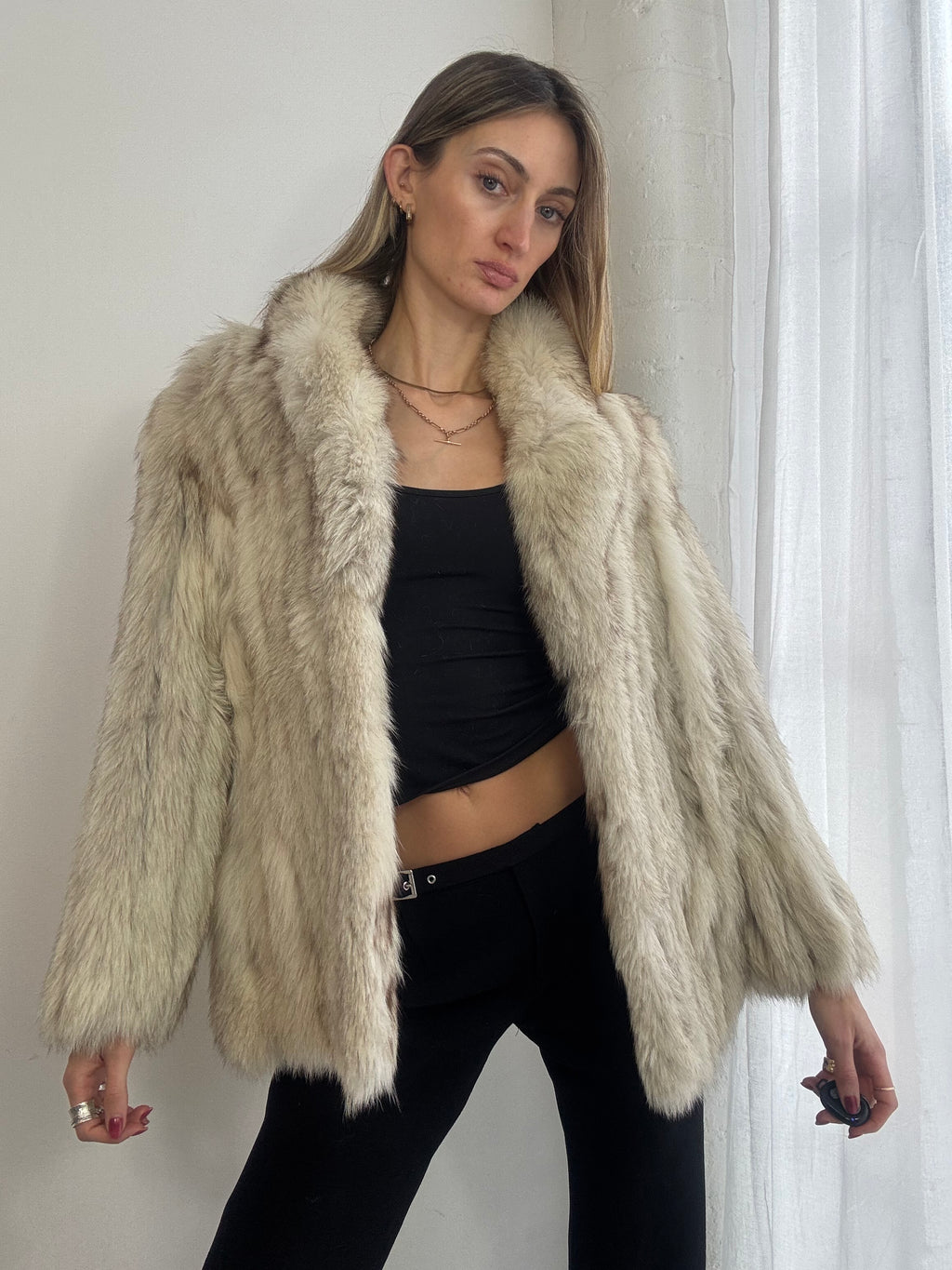 Vintage 90s fox fur coat in white / cream
