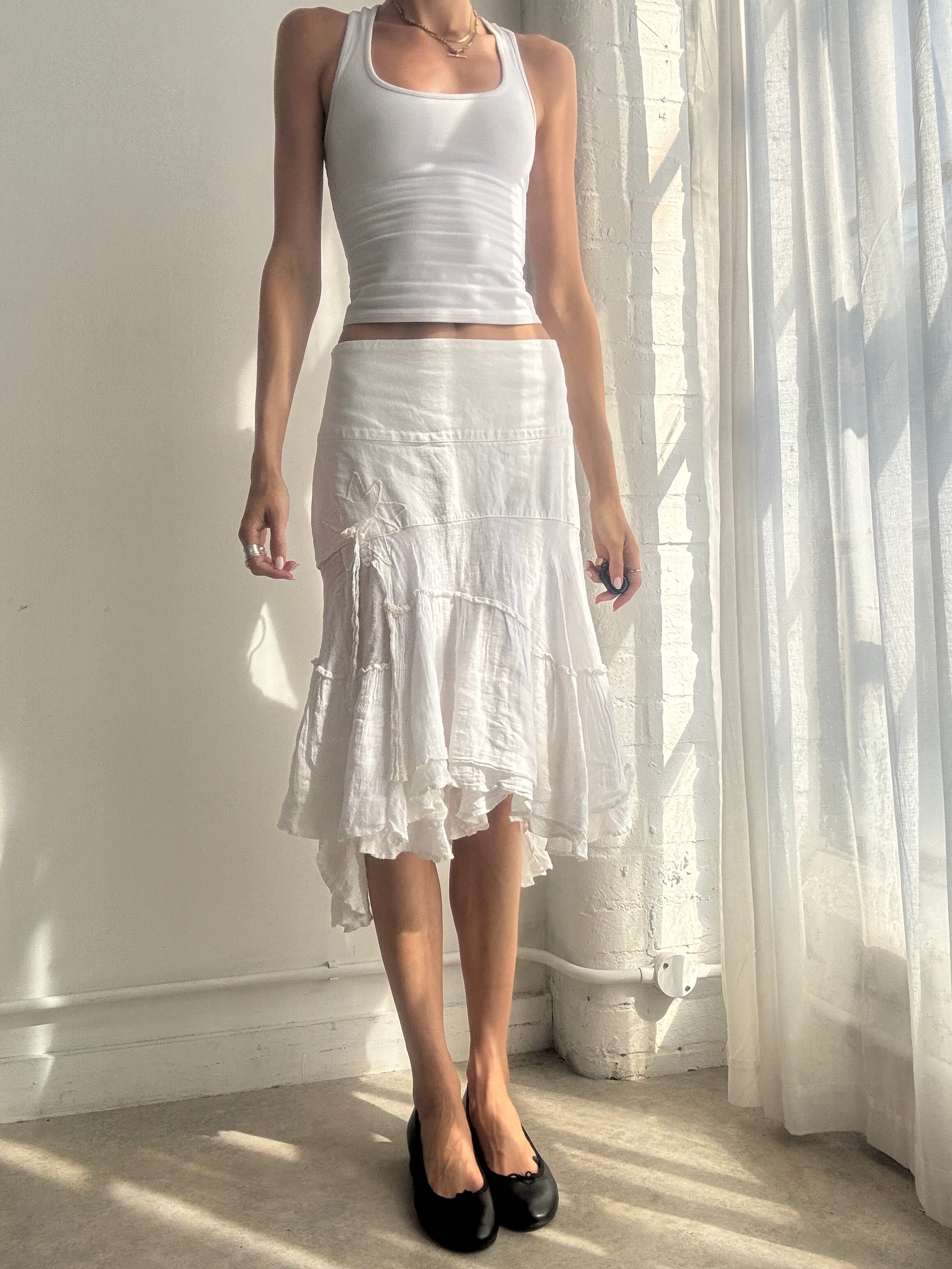 Vintage Y2K White Cotton Asymmetric Tiered Midi Skirt - Size M