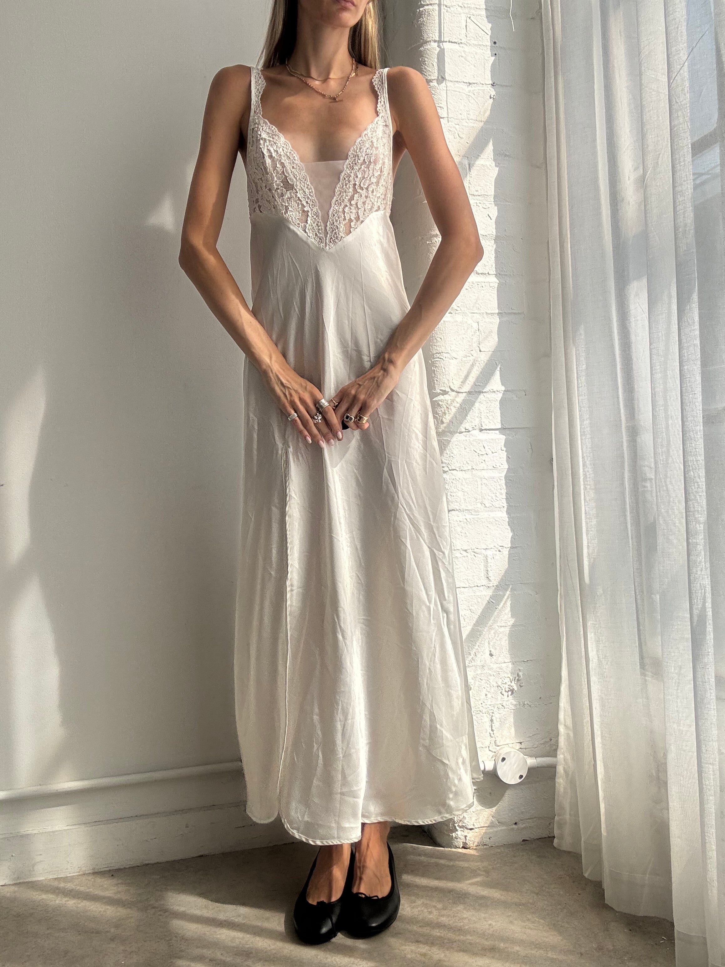 Vintage 90's Victoria's Secret Ivory Lace Trim Satin Maxi Slip Dress - Size M