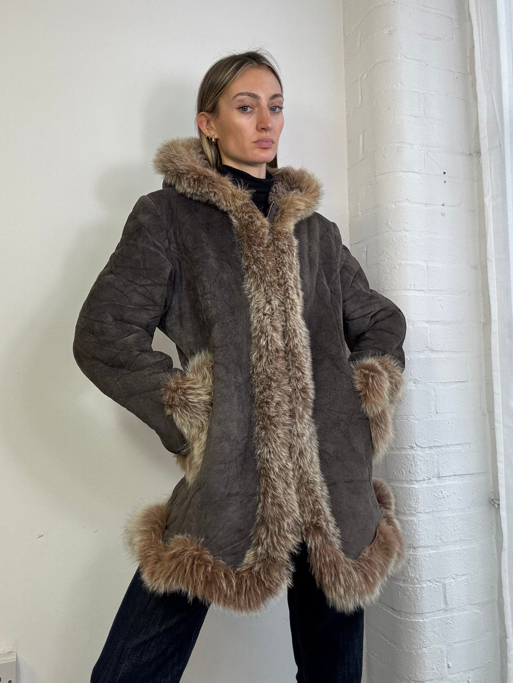 Vintage 90s hooded sheepskin coat fur trim
