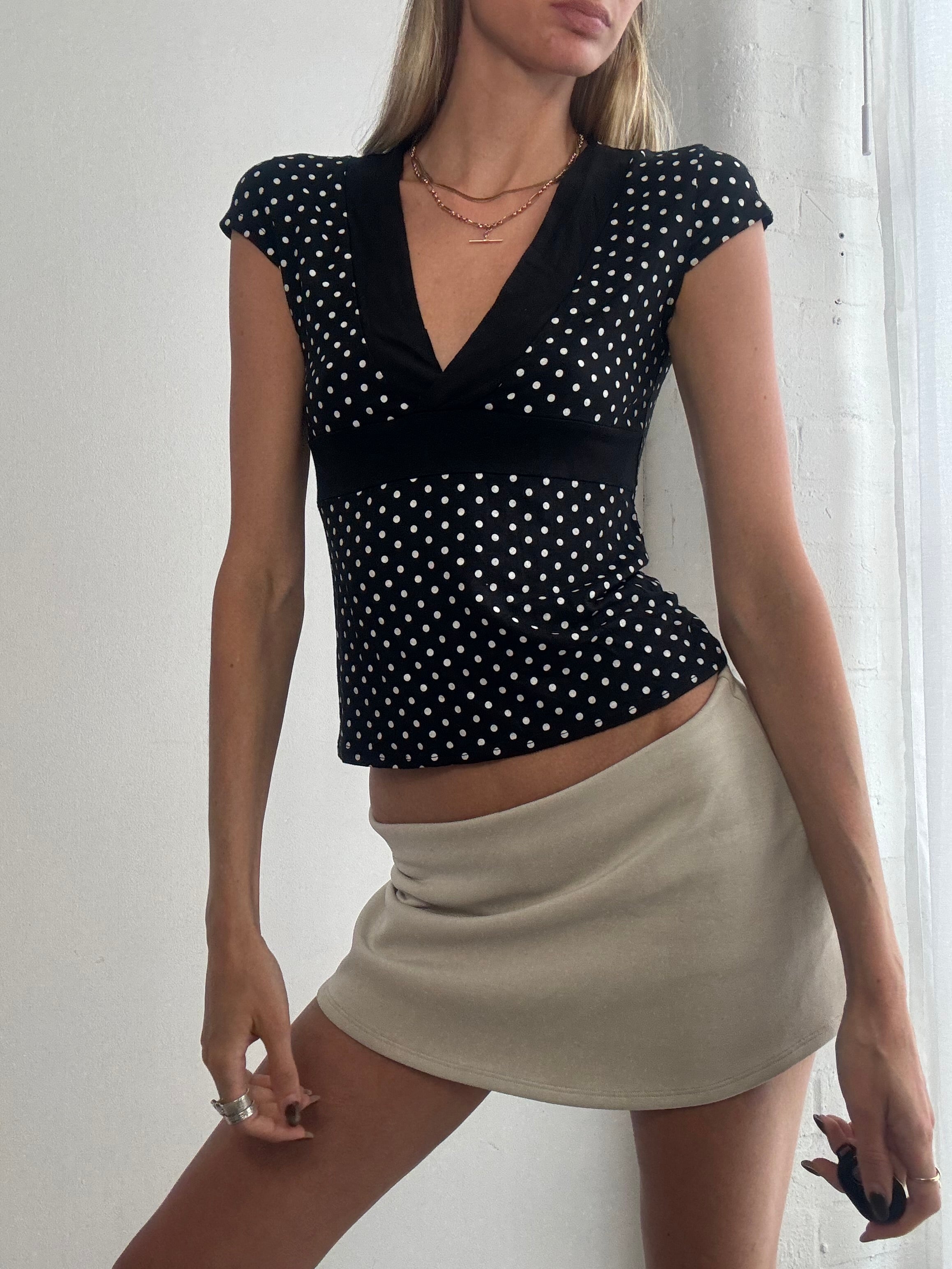Vintage Y2K black polka dot cap sleeve top - Size S