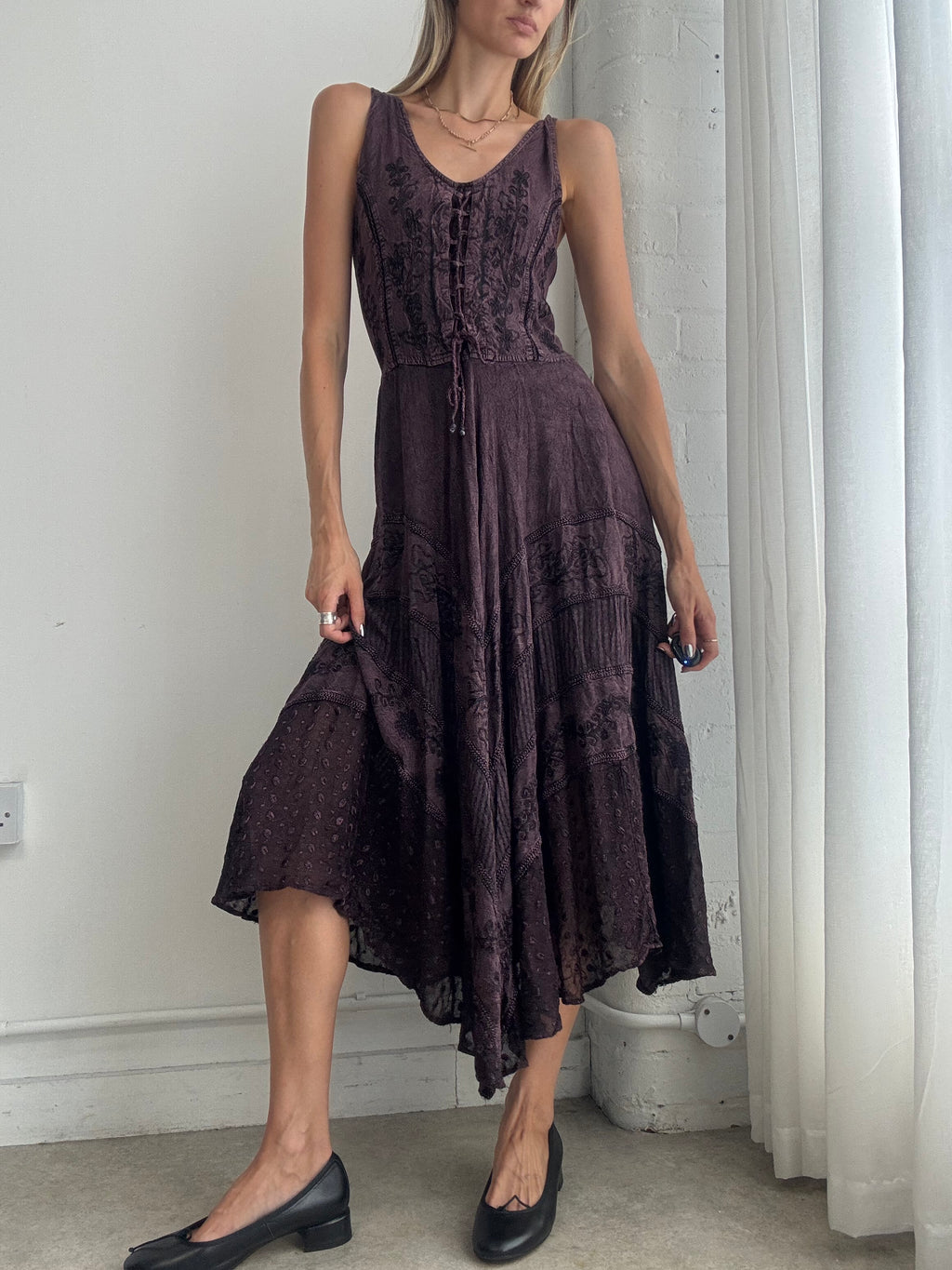 Vintage Y2K Purple Embroidered Handkerchief Hem Midi Dress – Size L