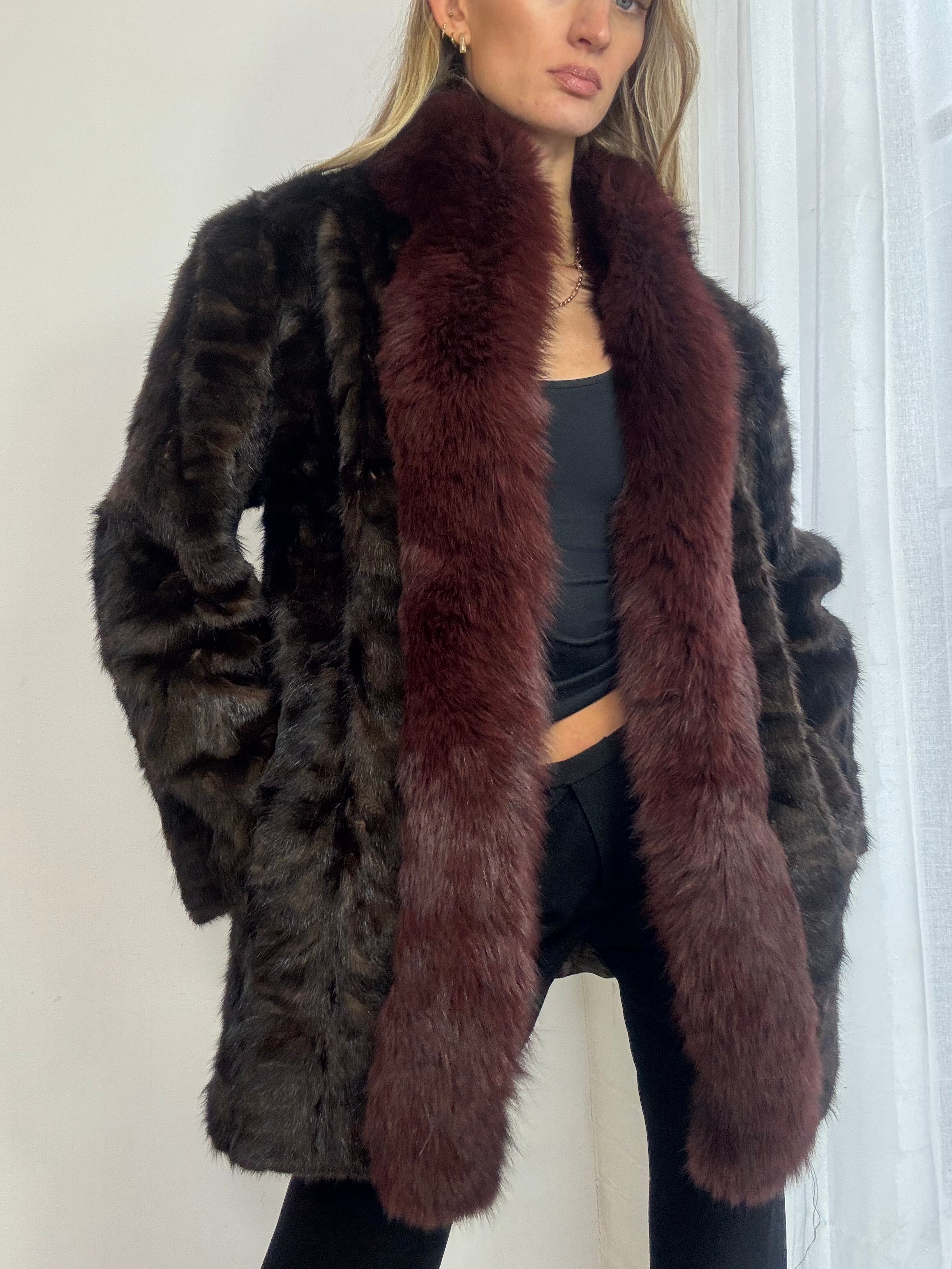 Vintage 90s brown & burgundy fur trim coat