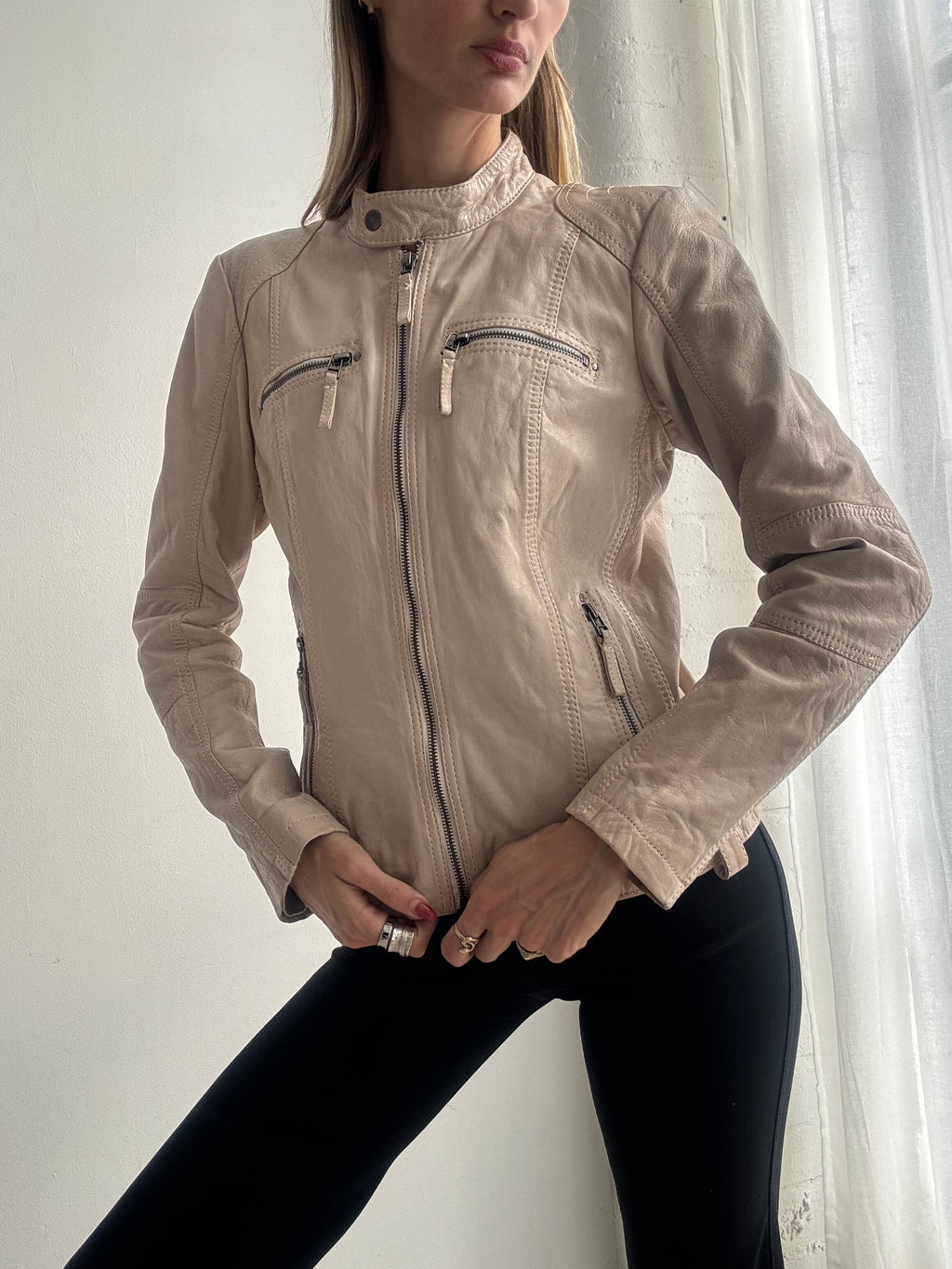 Vintage Y2K Beige Leather Biker Jacket - Size M
