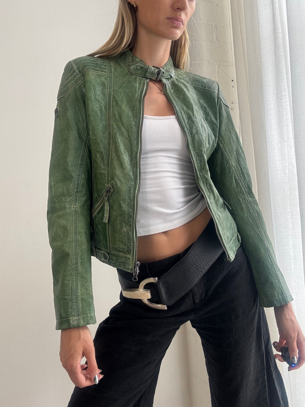 Vintage Y2k Green Leather Distressed Jacket – Fitted Zip-Up Biker Jacket - Size XS/S