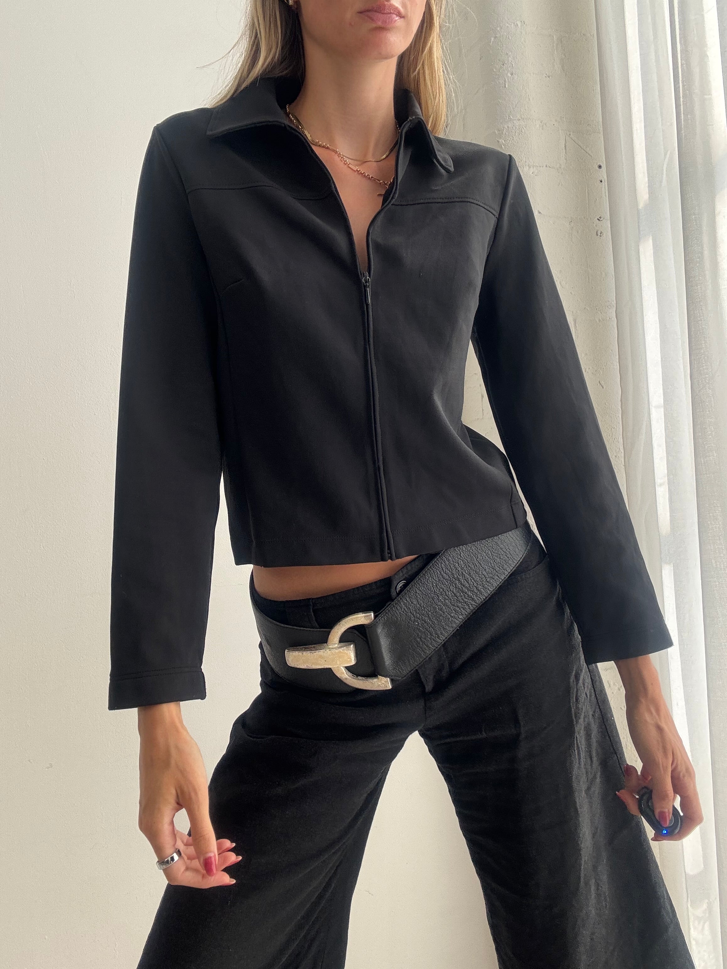Vintage Y2K Black Minimalist Fitted Zip-Up Top - Size S