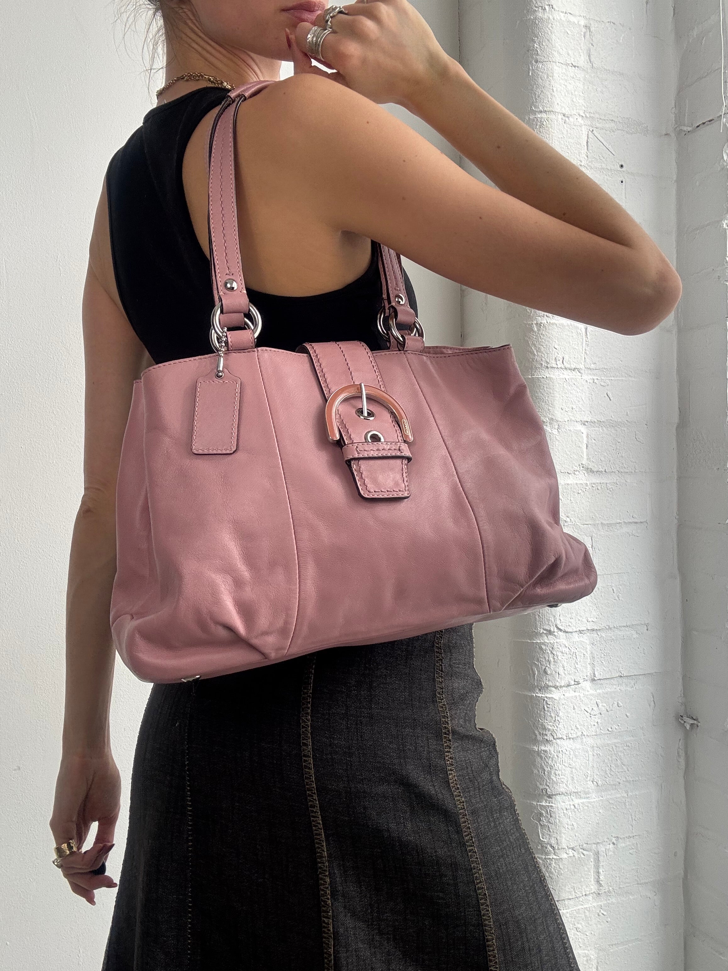 Vintage Y2K coach pink leather shoulder bag buckle